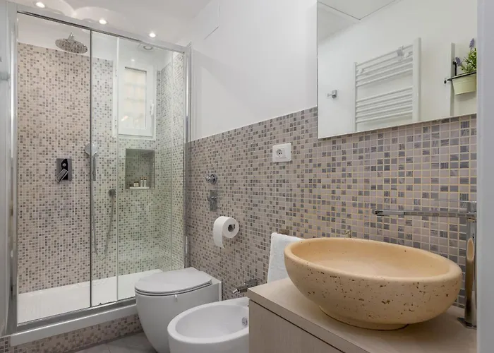 Navigli Darsena Celebrity House Apartment